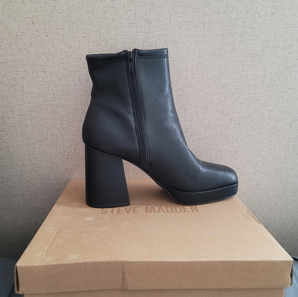 STEVE MADDEN Black Platforms Boots Size9.5 - Picture 3 of 10